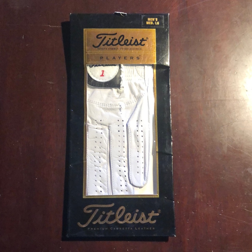 Men’s medium large gold glove in park white